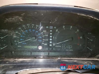 Zdjęcie 9 z 13 samochodu: 2000 LEXUS LX 470 BASE VIN:JT6HT00W9Y0126889 - miniatura
