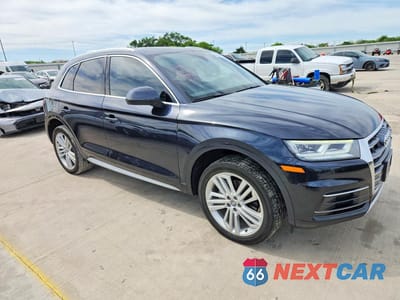 Czwarte zdjęcie samochodu z boku: 2018 AUDI Q5 PREMIUM PLUS VIN:WA1BNAFYXJ2220050 - miniatura
