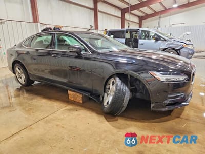 Czwarte zdjęcie samochodu z boku: 2018 VOLVO S90 T5 MOMENTUM VIN:LVY982MK6JP023890 - miniatura