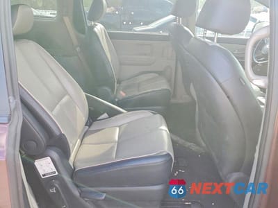 Zdjęcie 11 z 13 samochodu: 2019 KIA SEDONA VIN:KNDMB5C10K6504111 - miniatura