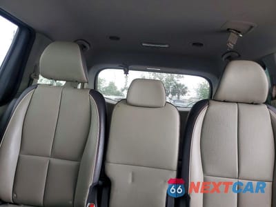 Zdjęcie 10 z 14 samochodu: 2018 KIA SEDONA EX VIN:KNDMC5C16J6348099 - miniatura