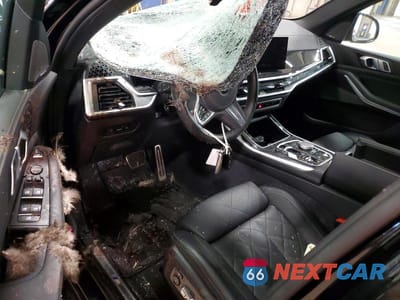 Zdjęcie 8 z 13 samochodu: 2025 BMW X5 XDRIVE40I VIN:5UX23EU05S9W56988 - miniatura