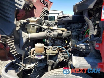 Zdjęcie 7 z 10 samochodu: 2015 FREIGHTLINER CASCADIA SEMI TRUCK VIN:3AKJGLD59FSGB3339 - miniatura