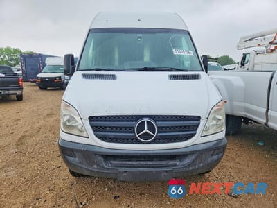 Piąte zdjęcie samochodu w środku: 2012 MERCEDES-BENZ SPRINTER 2500 VIN:WD3PE8CB5C5709732 - miniatura