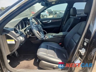 Zdjęcie 7 z 12 samochodu: 2014 MERCEDES-BENZ C-CLASS C250 RWD VIN:WDDGF4HB3EA955747 - miniatura