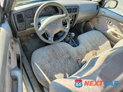 Zdjęcie 8 z 11 samochodu: 2003 TOYOTA TACOMA BASE VIN:5TEPM62N43Z168825 - miniatura