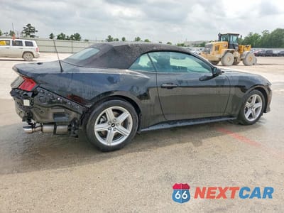 Trzecie zdjęcie samochodu z tyłu: 2026 FORD MUSTANG VIN:1FAGP8UH5T5119586 - miniatura