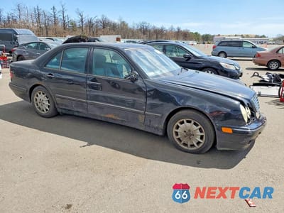 Czwarte zdjęcie samochodu z boku: 2001 MERCEDES-BENZ E 320 VIN:WDBJF65J41B310812 - miniatura