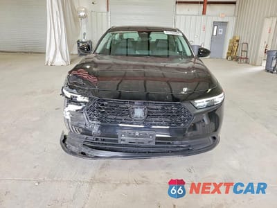 Piąte zdjęcie samochodu w środku: 2025 HONDA ACCORD LX VIN:1HGCY1F29SA041102 - miniatura