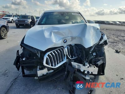 Piąte zdjęcie samochodu w środku: 2023 BMW X6 XDRIVE40I VIN:5UXCY6C01P9N74437 - miniatura