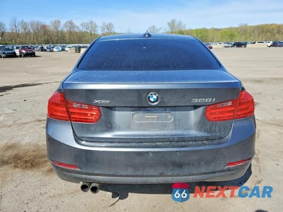 Zdjęcie 6 z 12 samochodu: 2015 BMW 328 XI SULEV VIN:WBA3B5G57FNS15034 - miniatura