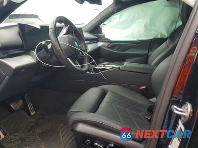 Zdjęcie 7 z 12 samochodu: 2024 BMW I5 EDRIVE 40 VIN:WBY33FK05RCR45170 - miniatura