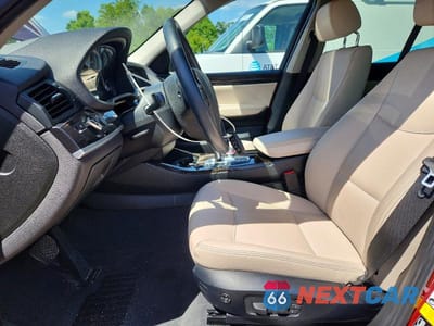 Zdjęcie 7 z 13 samochodu: 2014 BMW X3 XDRIVE28I VIN:5UXWX9C59E0D33422 - miniatura