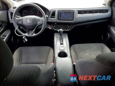 Zdjęcie 8 z 13 samochodu: 2017 HONDA HR-V EX VIN:3CZRU6H52HM716982 - miniatura