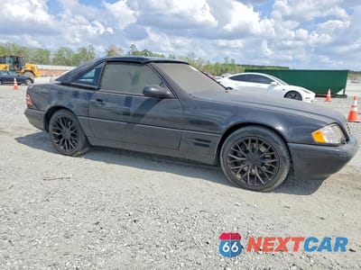 Czwarte zdjęcie samochodu z boku: 1999 MERCEDES-BENZ SL 500 VIN:WDBFA68F4XF176526 - miniatura