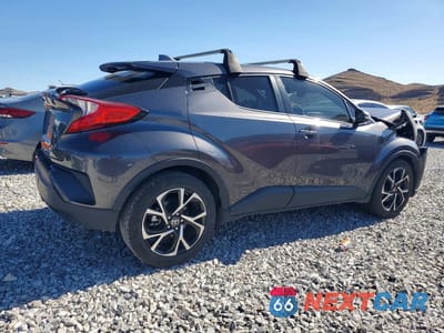 Trzecie zdjęcie samochodu z tyłu: 2020 TOYOTA C-HR XLE VIN:JTNKHMBX7L1091040 - miniatura