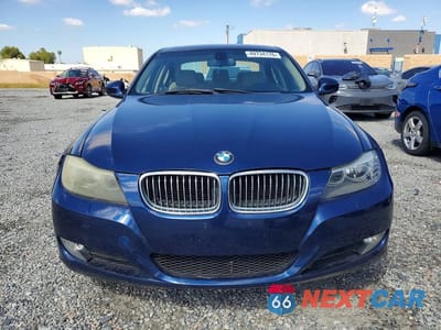 Piąte zdjęcie samochodu w środku: 2011 BMW 328 XI SULEV VIN:WBAPK5C52BA656207 - miniatura