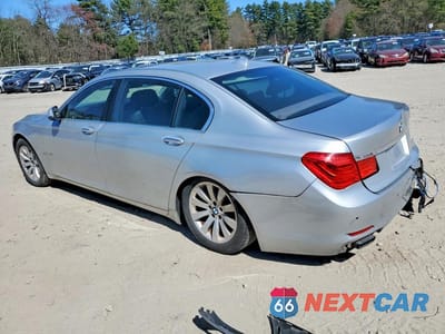 Drugie zdjęcie samochodu z przodu: 2011 BMW 750 LXI VIN:WBAKC8C51BC431774 - miniatura