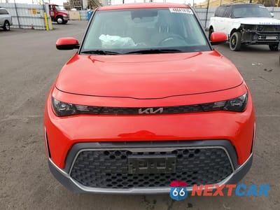 Piąte zdjęcie samochodu w środku: 2023 KIA SOUL LX VIN:KNDJ23AU9P7198712 - miniatura