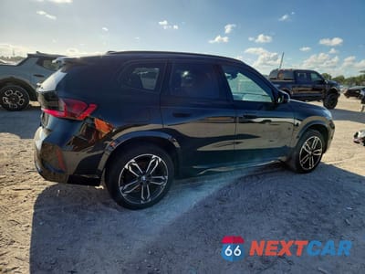 Trzecie zdjęcie samochodu z tyłu: 2025 BMW X1 XDRIVE28I VIN:WBX73EF06S5155428 - miniatura