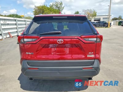 Zdjęcie 6 z 13 samochodu: 2025 TOYOTA RAV4 XLE VIN:2T3W1RFV0SW368580 - miniatura