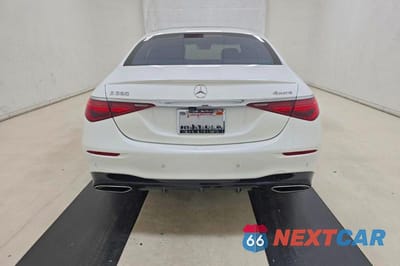 Zdjęcie 13 z 14 samochodu: 2021 MERCEDES-BENZ S 580 4MATIC VIN:W1K6G7GB1MA049655 - miniatura
