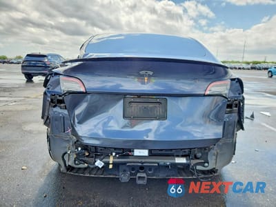 Zdjęcie 6 z 13 samochodu: 2022 TESLA MODEL Y VIN:7SAYGDEF7NF515446 - miniatura