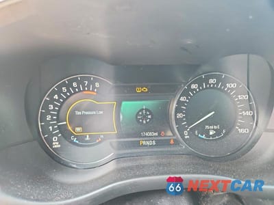 Zdjęcie 9 z 13 samochodu: 2016 LINCOLN MKC PREMIERE VIN:5LMCJ1C99GUJ03584 - miniatura