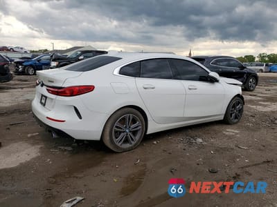 Trzecie zdjęcie samochodu z tyłu: 2021 BMW 228XI VIN:WBA73AK08M7H63812 - miniatura