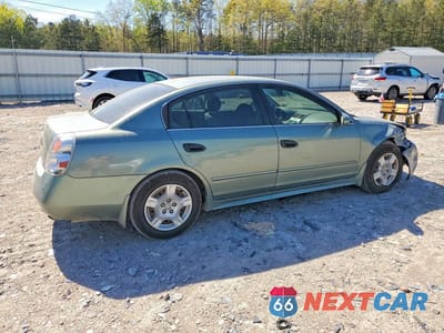 Trzecie zdjęcie samochodu z tyłu: 2003 NISSAN ALTIMA 2.5 VIN:1N4AL11D13C316230 - miniatura