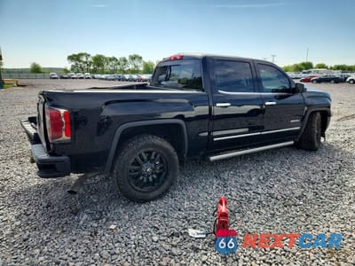 Trzecie zdjęcie samochodu z tyłu: 2018 GMC SIERRA K1500 DENALI VIN:3GTU2PEJ7JG317552 - miniatura