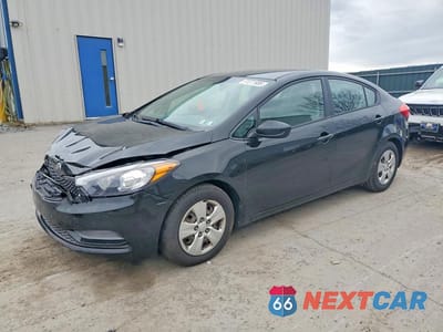 2015 KIA FORTE LX KNAFK4A6XF5389320 - główne zdjęcie licytacji z USA - miniatura