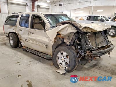 Czwarte zdjęcie samochodu z boku: 2009 CHEVROLET SUBURBAN K1500 LT VIN:1GNFK26339R293474 - miniatura