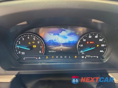 Zdjęcie 9 z 14 samochodu: 2021 FORD EXPLORER XLT VIN:1FMSK8DH3MGB77183 - miniatura