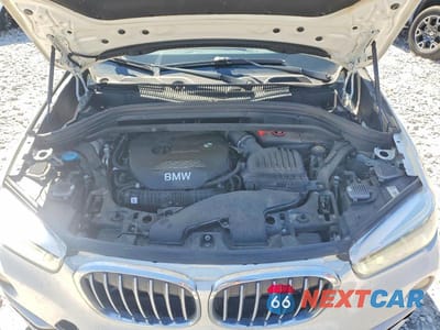 Zdjęcie 12 z 13 samochodu: 2018 BMW X1 XDRIVE28I VIN:WBXHT3C37J5F88104 - miniatura