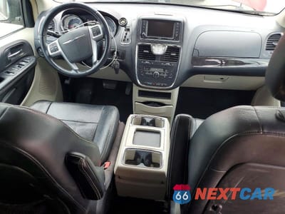 Zdjęcie 8 z 13 samochodu: 2013 CHRYSLER TOWN & COUNTRY TOURING VIN:2C4RC1BG7DR669540 - miniatura