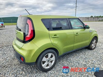 Trzecie zdjęcie samochodu z tyłu: 2017 KIA SOUL BASE VIN:KNDJN2A24H7880026 - miniatura