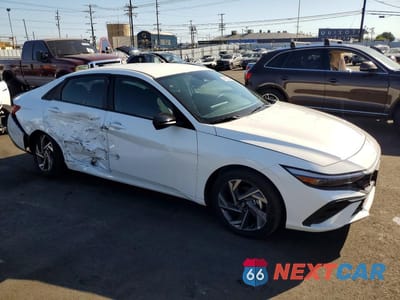 Czwarte zdjęcie samochodu z boku: 2025 HYUNDAI ELANTRA HYBRID SEL SPORT VIN:KMHLM4DJ2SU136570 - miniatura