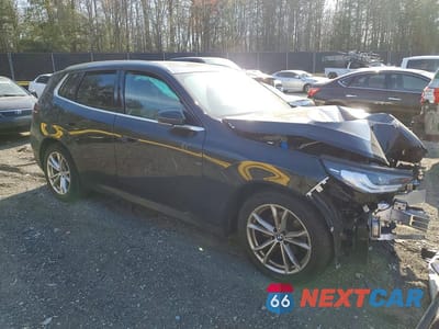 Czwarte zdjęcie samochodu z boku: 2025 BMW X3 30 XDRIVE VIN:5UX53GP02S9Z97723 - miniatura