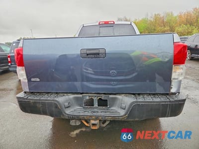 Zdjęcie 6 z 13 samochodu: 2010 TOYOTA TUNDRA DOUBLE CAB SR5 VIN:5TFUY5F1XAX138175 - miniatura
