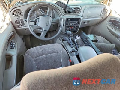 Zdjęcie 8 z 13 samochodu: 2004 CHEVROLET TRAILBLAZER LS VIN:1GNDS13S342267794 - miniatura