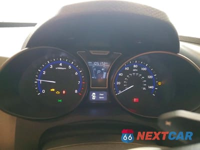 Zdjęcie 9 z 12 samochodu: 2013 HYUNDAI VELOSTER TURBO VIN:KMHTC6AE8DU163877 - miniatura