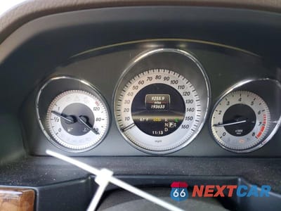 Zdjęcie 9 z 12 samochodu: 2013 MERCEDES-BENZ GLK 350 VIN:WDCGG5HB9DF958385 - miniatura