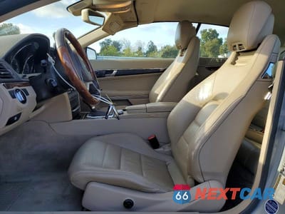 Zdjęcie 7 z 11 samochodu: 2012 MERCEDES-BENZ E 350 VIN:WDDKK5KF1CF144326 - miniatura