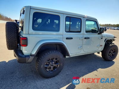 Trzecie zdjęcie samochodu z tyłu: 2023 JEEP WRANGLER RUBICON VIN:1C4HJXFG3PW585337 - miniatura