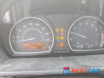 Zdjęcie 9 z 12 samochodu: 2007 BMW X3 3.0SI VIN:WBXPC93437WF20649 - miniatura