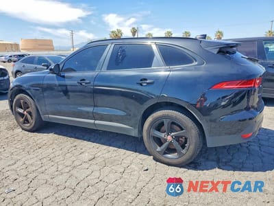 Drugie zdjęcie samochodu z przodu: 2017 JAGUAR F-PACE PREMIUM VIN:SADCJ2BV9HA088989 - miniatura