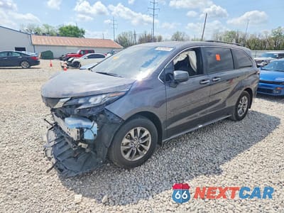 2025 TOYOTA SIENNA XLE 7-PASSENGER 5TDYSKFCXSS211443 - główne zdjęcie licytacji z USA - miniatura