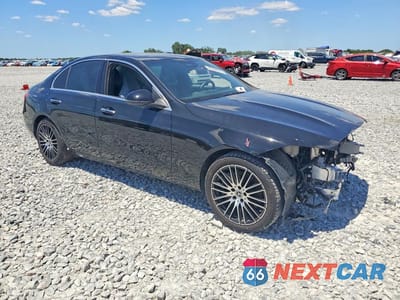 Czwarte zdjęcie samochodu z boku: 2024 MERCEDES-BENZ C 300 VIN:W1KAF4GB6RR214619 - miniatura