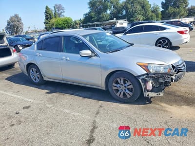 Czwarte zdjęcie samochodu z boku: 2011 HONDA ACCORD LXP VIN:1HGCP2F4XBA080551 - miniatura